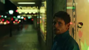 Backdrop to the movie "Jungleland" #660476