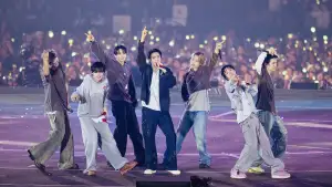 Backdrop to the movie "BTS World Tour ‘Arirang’ in Busan: Live Viewing" #831666