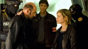 Backdrop to the movie "22 Bullets" #271657