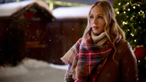 Backdrop to the movie "Melt My Heart This Christmas" #692443