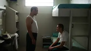 Backdrop to the movie "Inside" #698139