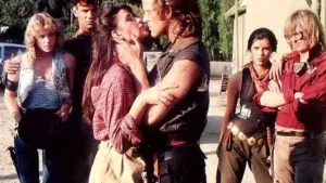 Backdrop to the movie "Parasite" #381445