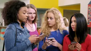 Backdrop to the movie "Swiped" #432980