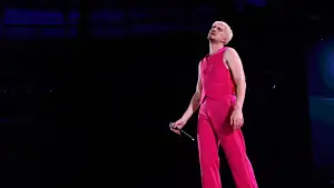 Backdrop to the movie "Jão: SUPERTURNÊ Ao Vivo" #793514