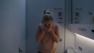 Backdrop to the movie "Midsommar" #588999