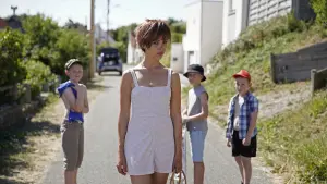 Backdrop to the movie "The Empire" #192847