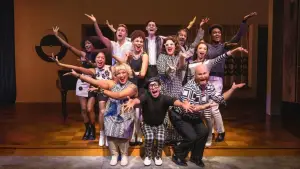 Backdrop to the movie "Merrily We Roll Along" #548395