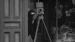 Backdrop to the movie "The Cameraman" #738425