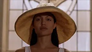 Backdrop to the movie "Lara Croft: Tomb Raider" #804726