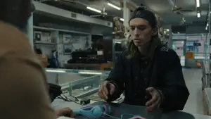 Backdrop to the movie "Weapons" #766334