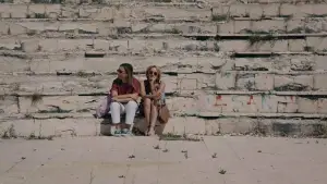 Backdrop to the movie "Ruins" #929631