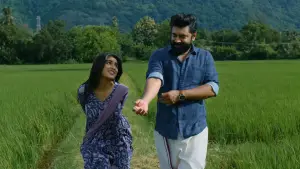 Backdrop to the movie "Sarvam Maya" #532342