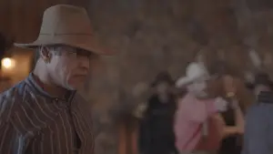 Backdrop to the movie "Above Snakes" #395435