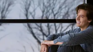 Backdrop to the movie "Five Feet Apart" #688289