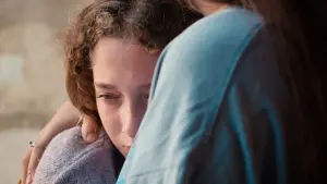 Backdrop to the movie "A Bright Sun" #459988