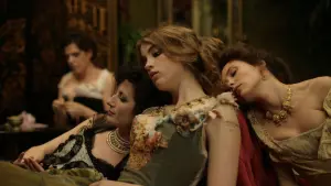 Backdrop to the movie "House of Pleasures" #346358