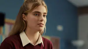 Backdrop to the movie "All That Glitters" #537498