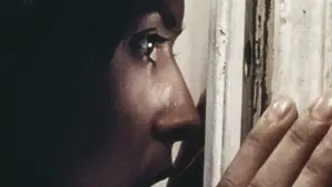 Backdrop to the movie "Them" #302844