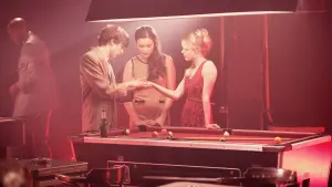 Backdrop to the movie "The Double" #284338