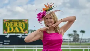 Backdrop to the movie "Hats Off to Love" #717599