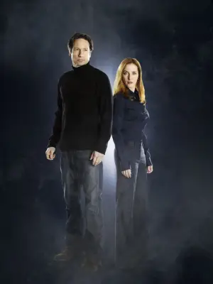 Poster to the movie "The X Files: I Want to Believe" #888848