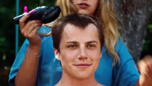 Backdrop to the movie "L