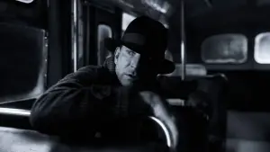 Backdrop to the movie "Nightmare Alley" #649768