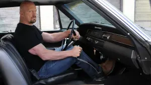 Backdrop to the movie "Recoil" #644593