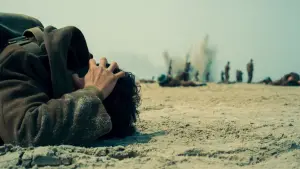 Backdrop to the movie "Dunkirk" #570402