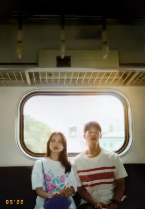 Poster to the movie "18×2 Beyond Youthful Days" #678632