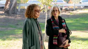 Backdrop to the movie "Moving On" #491924