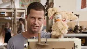 Backdrop to the movie "Rabbit Without Ears 2" #712788