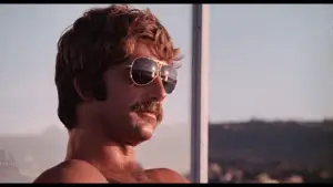 Backdrop to the movie "Lifeguard" #667344