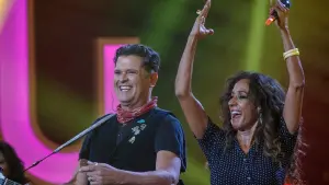 Backdrop to the movie "Carlos Vives en compañía" #199711