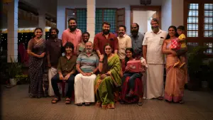 Backdrop to the movie "Thudarum" #719790