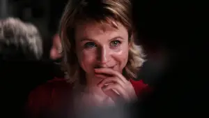 Backdrop to the movie "Punch-Drunk Love" #642886