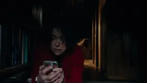 Backdrop to the movie "Keeper" #514419