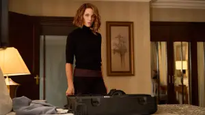 Backdrop to the movie "Canary Black" #622928