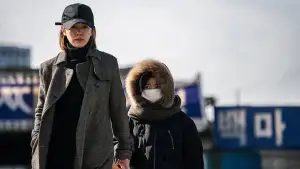 Backdrop to the movie "Miss Baek" #746516