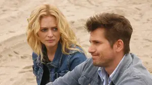 Backdrop to the movie "Broken" #666791