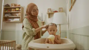 Backdrop to the movie "La Tahzan: Cinta, Dosa, Luka..." #672867