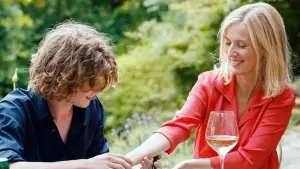 Backdrop to the movie "Last Summer" #689648