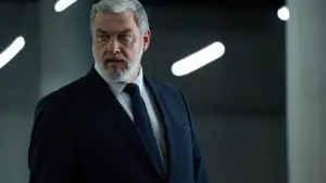 Backdrop to the movie "Canary Black" #622902