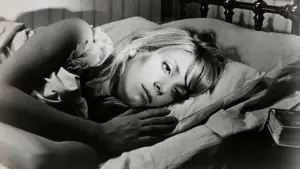 Backdrop to the movie "Repulsion" #703220