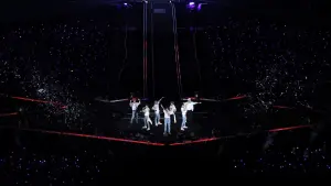 Backdrop to the movie "BTS World Tour: Love Yourself in Seoul" #440174