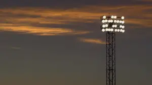 Backdrop to the movie "Friday Night Lights" #651734