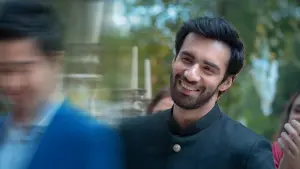 Backdrop to the movie "The Girl on the Train" #407627