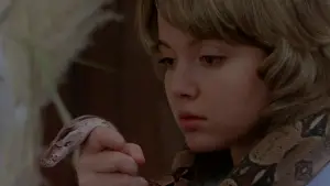 Backdrop to the movie "Julie Darling" #708585