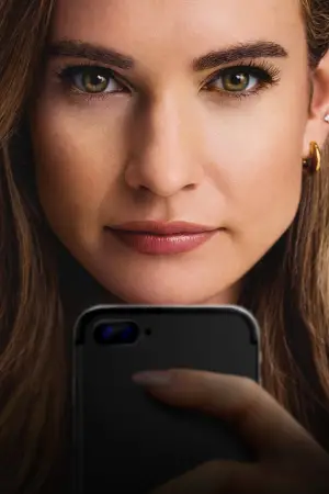 Poster to the movie "Swiped" #590744