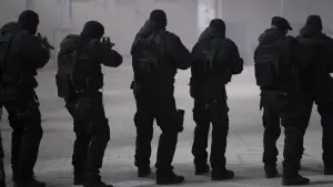 Backdrop to the movie "Chief of Station" #633232